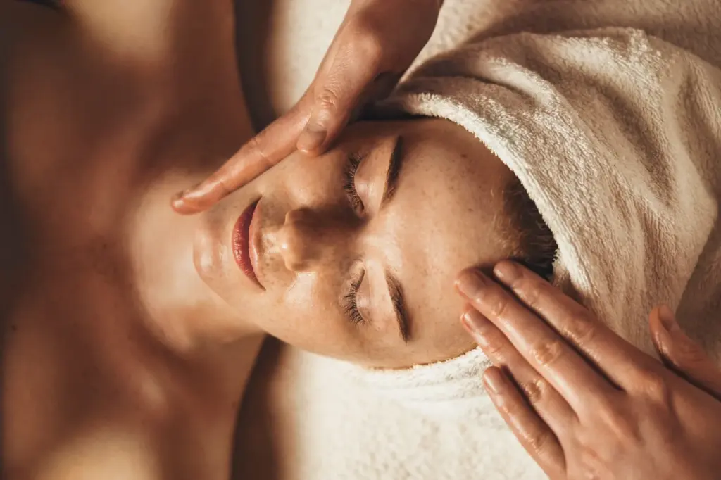 Khrom Signature Treatments Brooklyn, NY